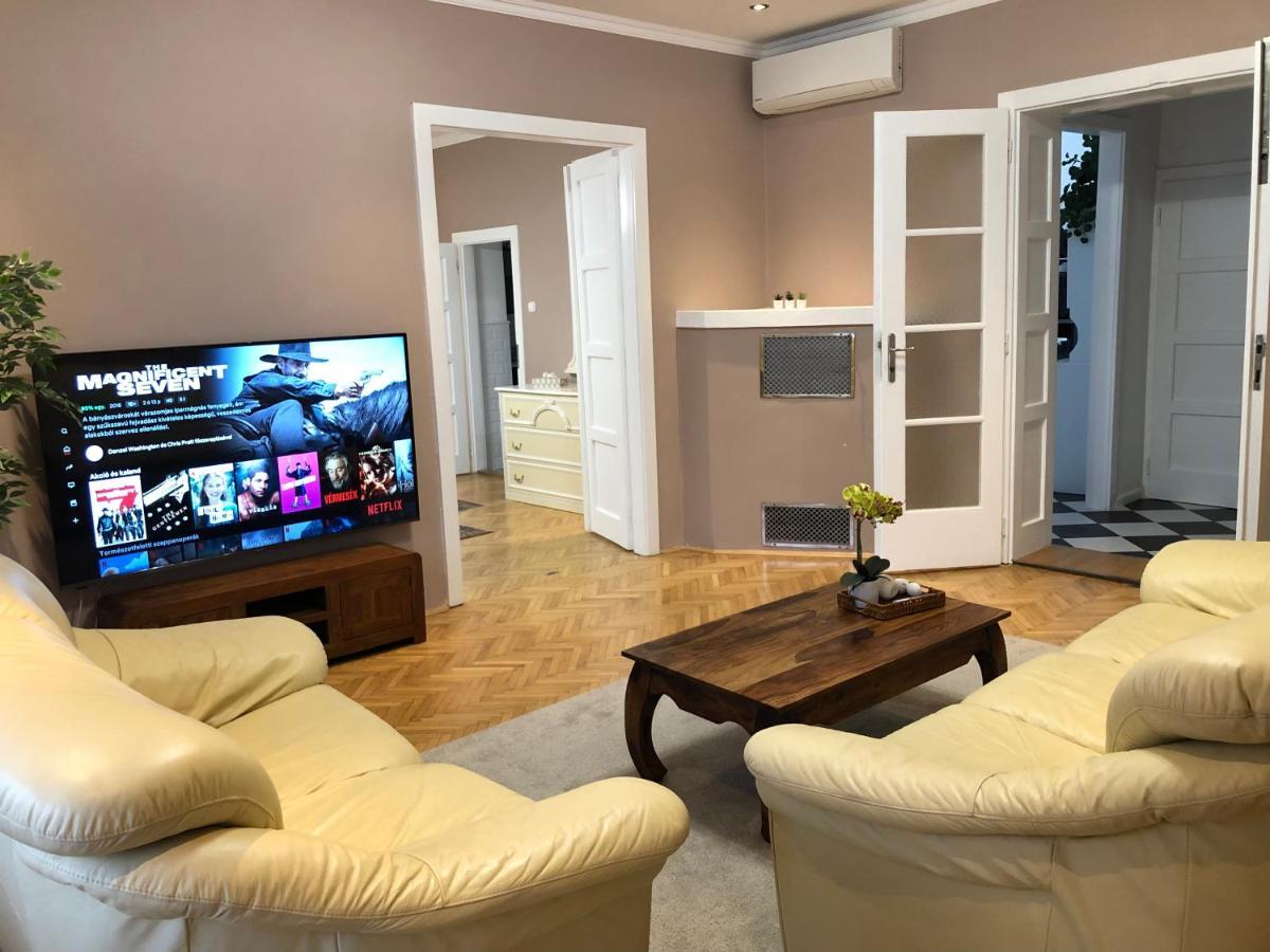 Margareta Apartman Печ Экстерьер фото